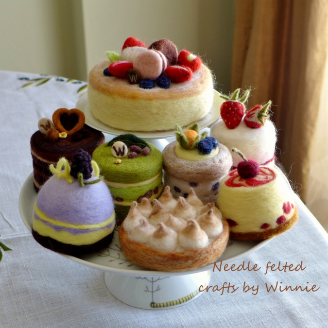 Еда или валяные игрушки?