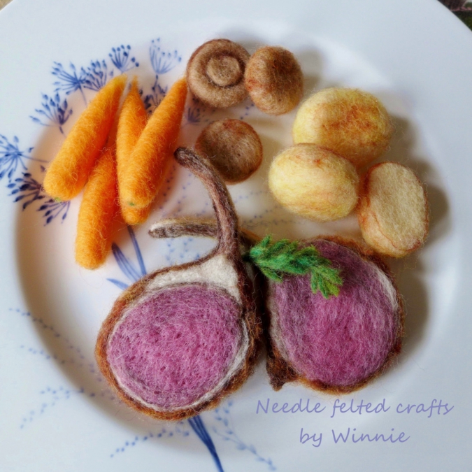 Еда или валяные игрушки?