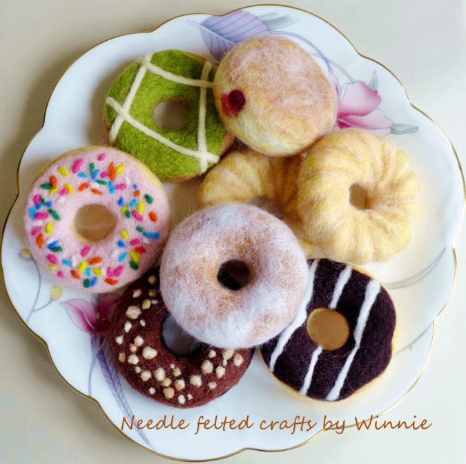 Еда или валяные игрушки?