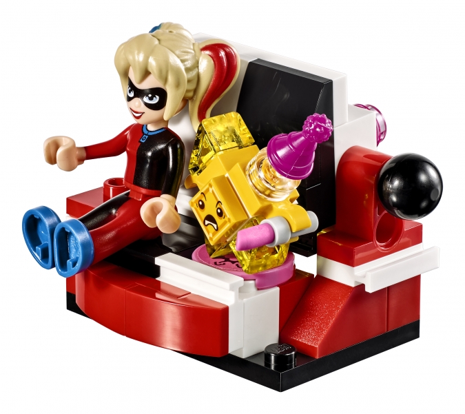 набор LEGO DC Super Hero Girls «Дом Харли Квинн»