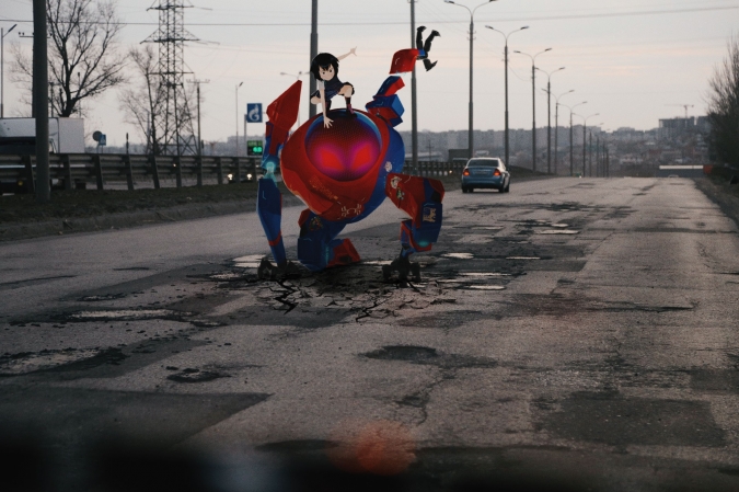 Человек-Паук через вселенные в Россию