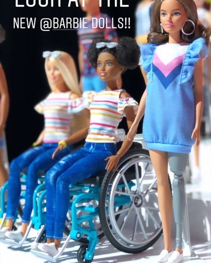 Барби в инвалидных колясках